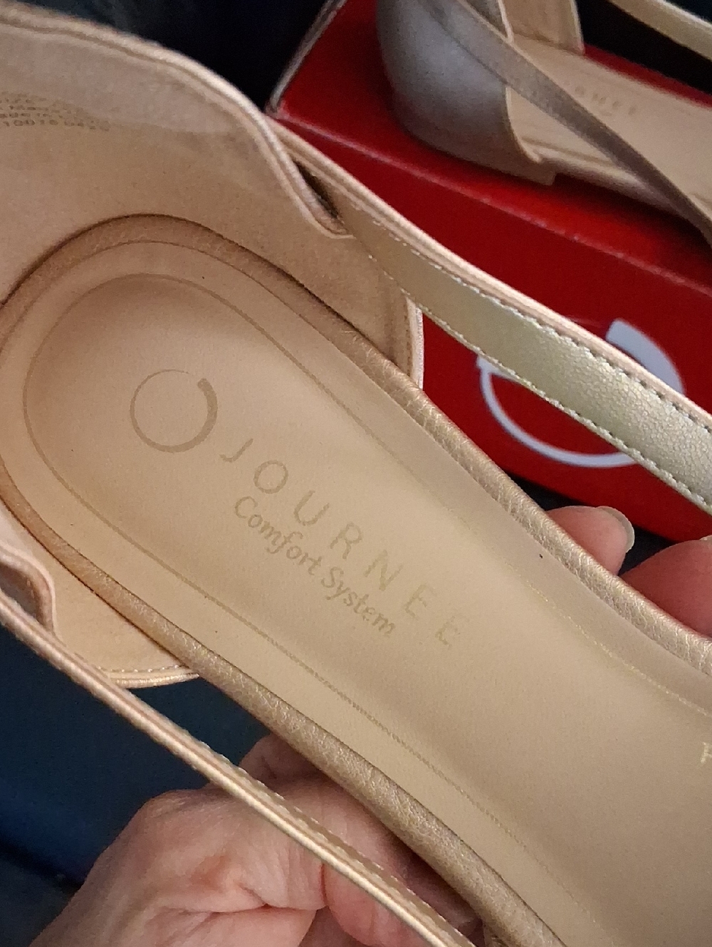 Journee Ekko Champagne Gold Slip-on Summer Huarache Flats Vegan Leather Sz 12W - Picture 6 of 9